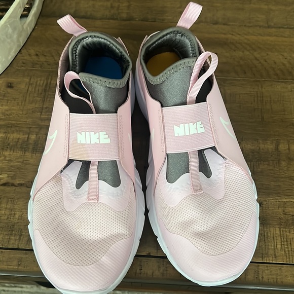 Nike sneakers size 6 - Picture 6 of 6